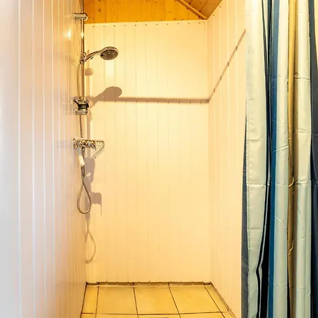 In With Sauna *